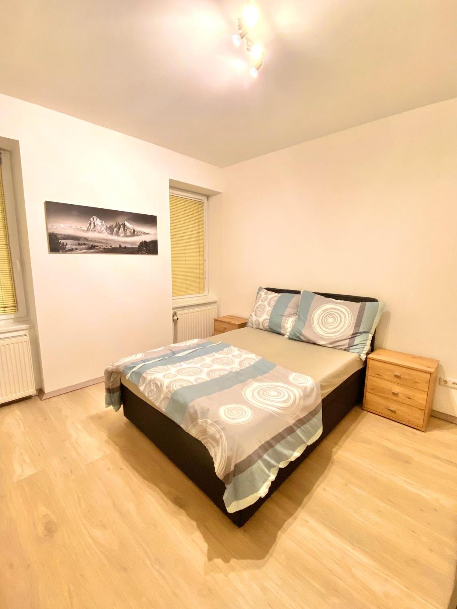 Burgblick Apartment- 60Qm, Kueche, Waschmaschine, Streamingdienste Seebenstein المظهر الخارجي الصورة